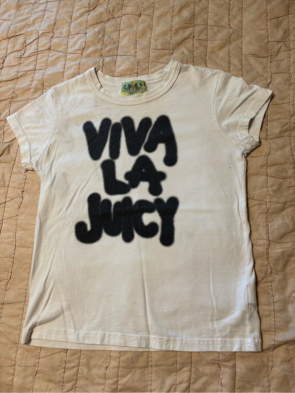 Vintage Juicy Couture Short-Sleeve Tee with 'Viva La Juicy' Graphic - Picture 2 of 5